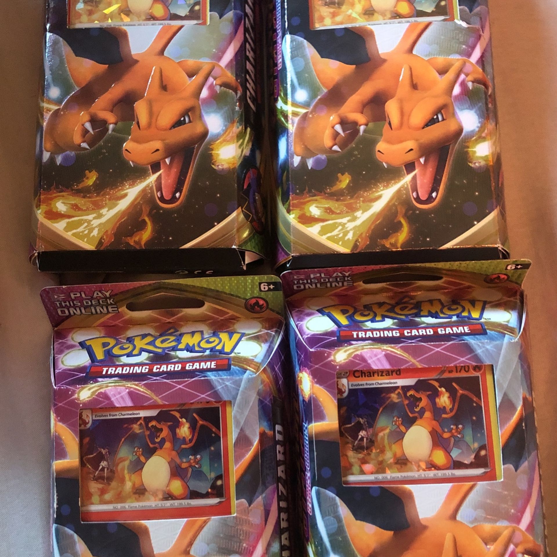 Pokémon Charizard Vivid Voltage