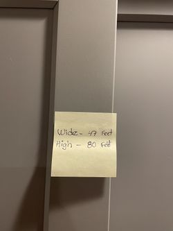 Wardrobe / Closet in Excellent Condition