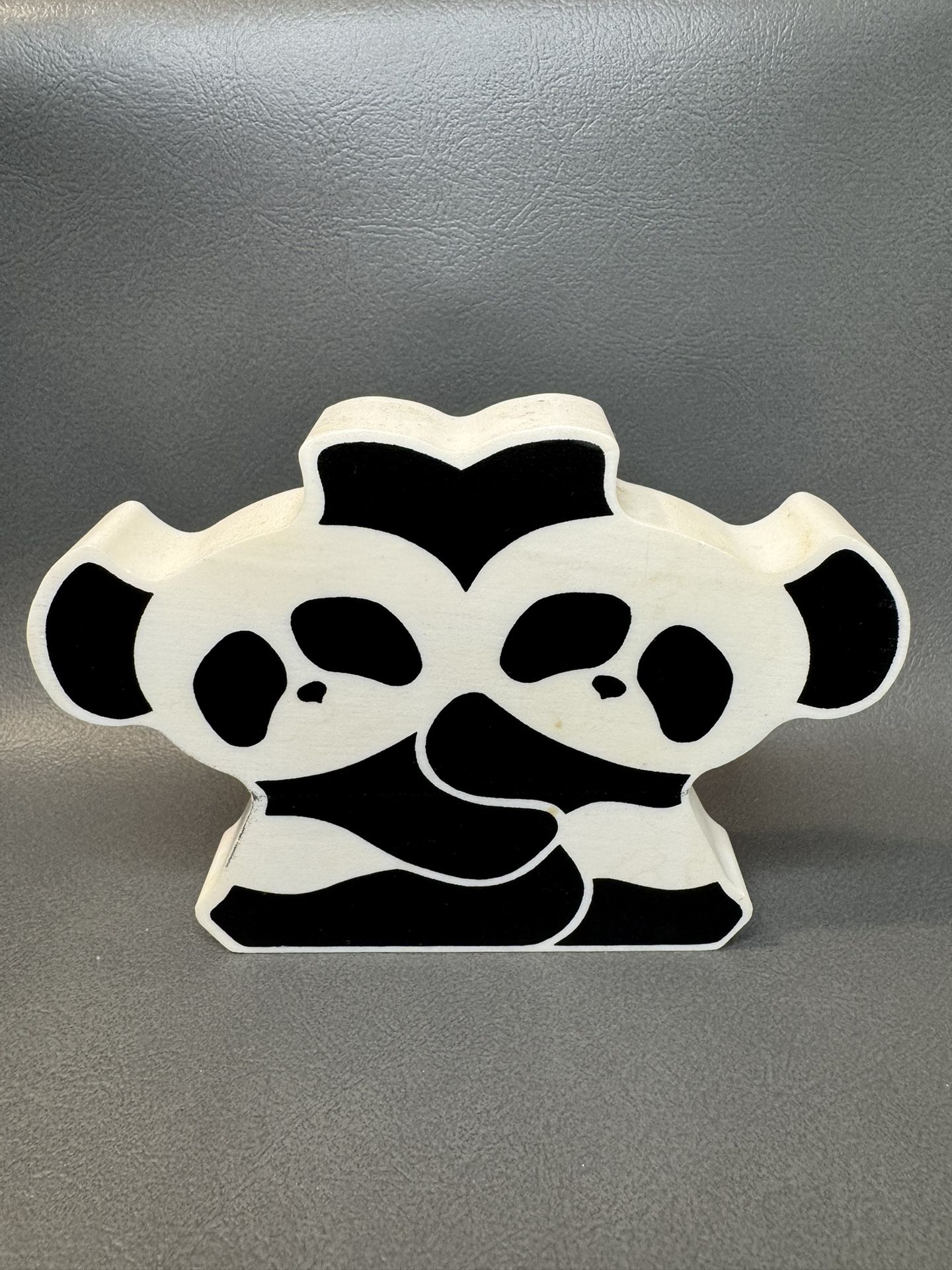 Vintage Signed Panda “Huggers” Pandorable Panda Figurine Napkin Or Paper Weight By Stan R. Graves