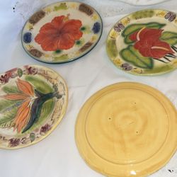  4 Vintage Kani of Hawaii 10" Dinner Plates Vintage