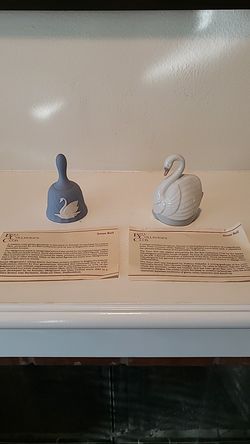 Pair of Unique Swan Bells from Wedgewood and Yakushigama. Both have COA included.