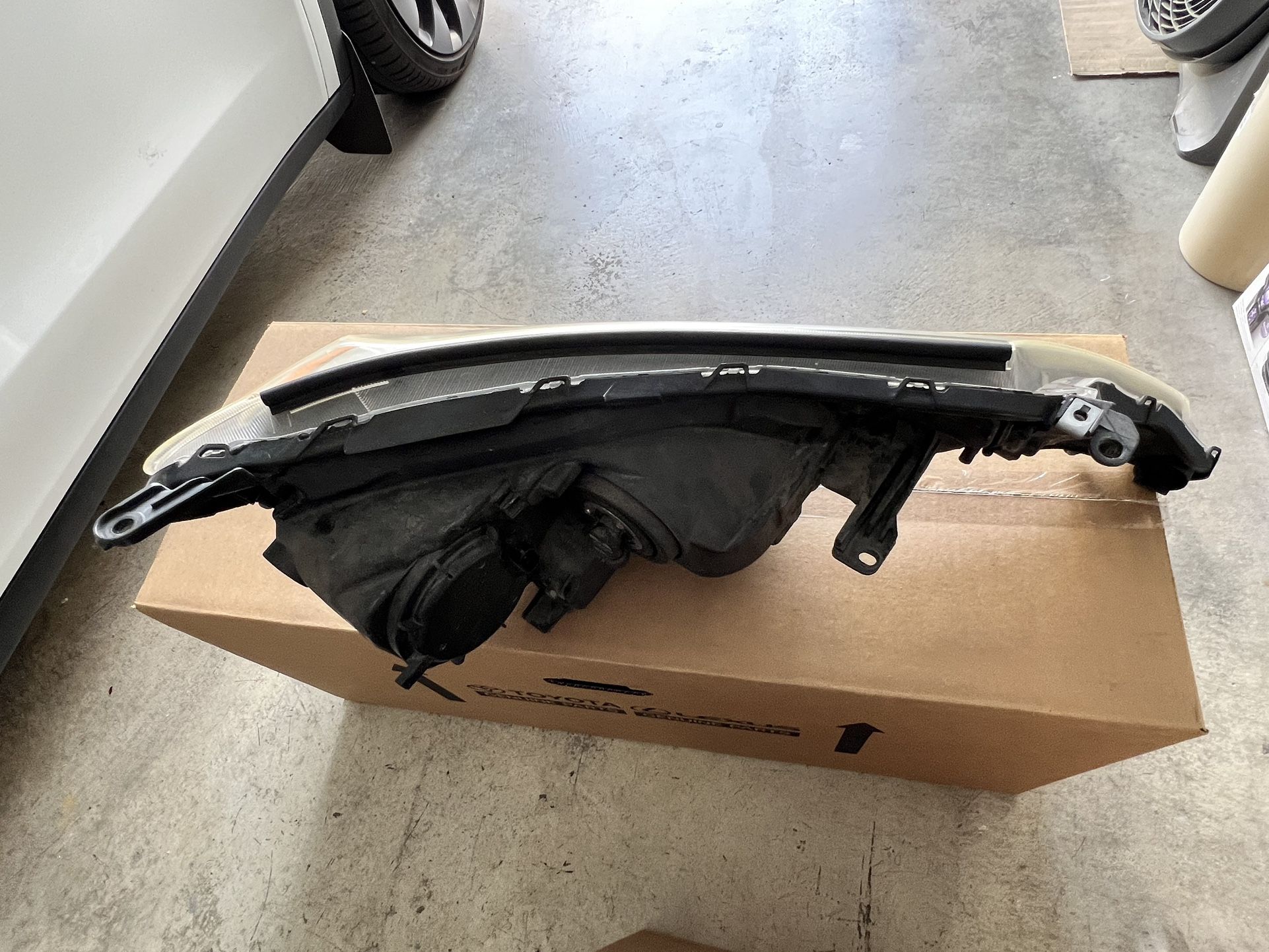 Used OEM Toyota Rav 4 Headlights