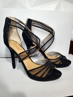 NEW !!Thalia Sodi Black Rhinestone Heels 8.5