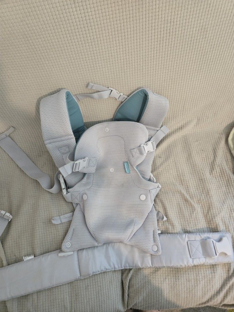 Infantino Baby Carrier