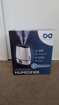 Practically New Everlasting Comfort Ultrasonic Cool Mist Humidifier - White ( Used Once). Price Firm!