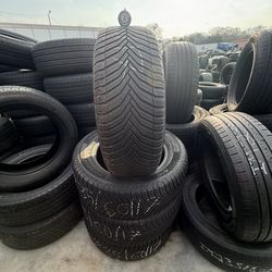 Used set Michelin 235/60/17 Cross climate2 tires