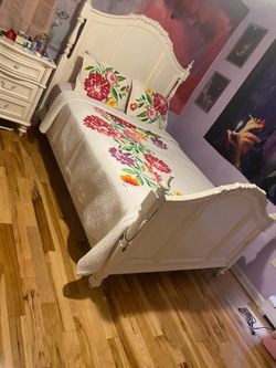 Full Size bed frame included Headboard  & Footboard