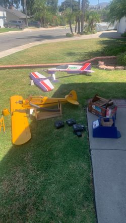Great bundle large RC planes and everything you see