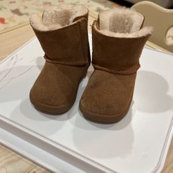 UGG baby