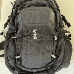 Thule EnRoute 27L backpack 