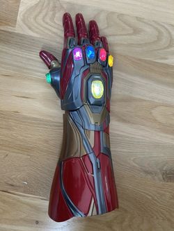 Avengers Marvel Legends Iron Man Nano Gauntlet