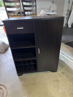 Bar Cabinet / Wine Storage 