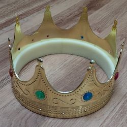 The NOTORIOUS BIGGIE SMALLS Tee Shirt and Crown