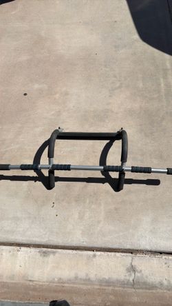 Pull up bar door frame