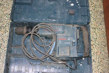 Bosch 11316EVS46 14 Amp SDSMax Demolition Hammer