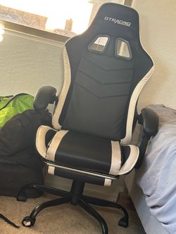 Gaming chair