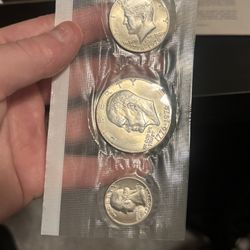 1976 Bicentennial 40% Silver Uncirculated 3-Coin Set – Ike, Kennedy, Quarter