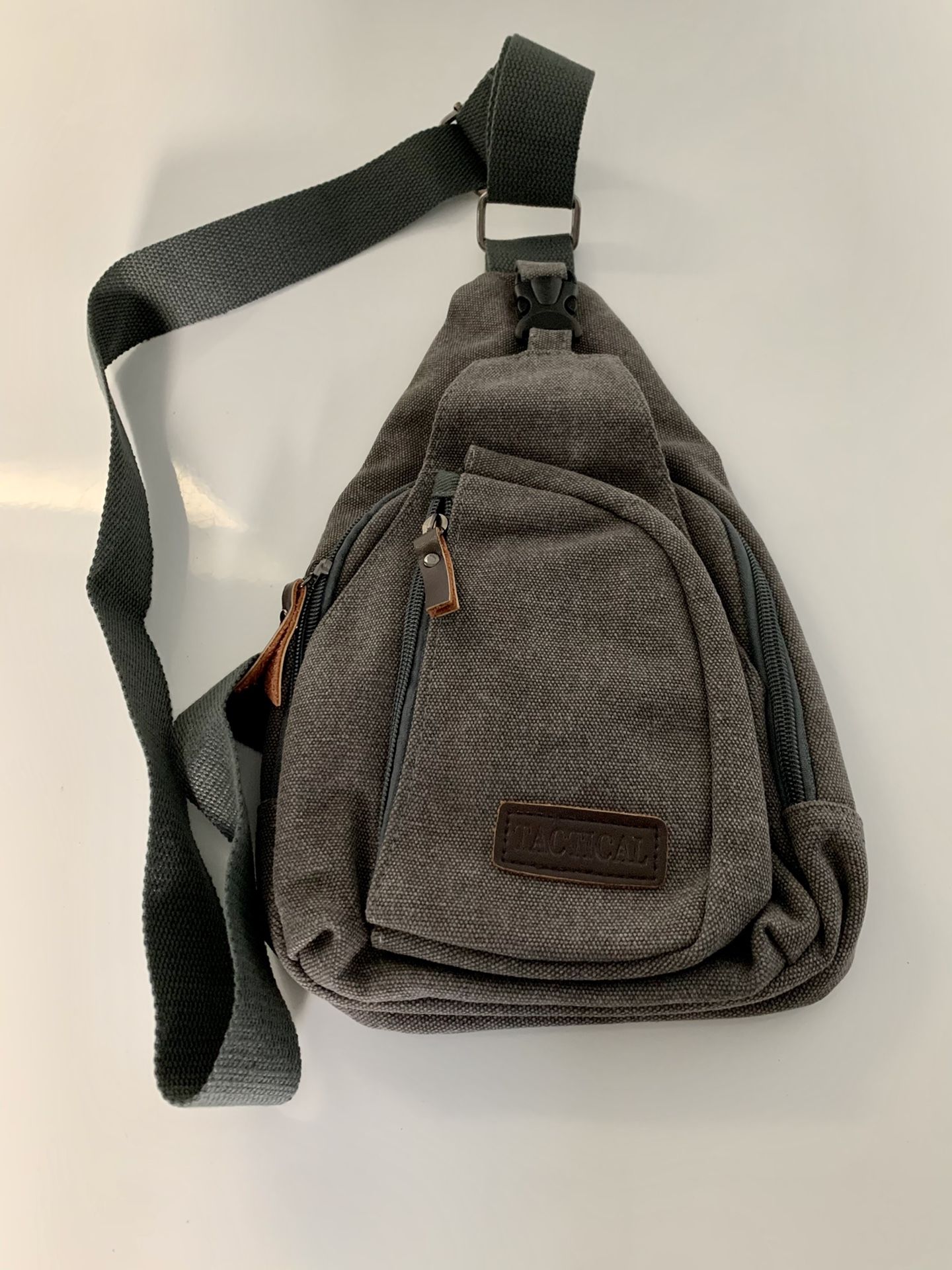 Gray Messenger/Shoulder Bag