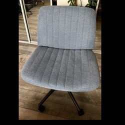 Wide seat Fabric office chair