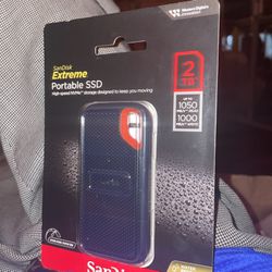 SanDisk 2TB Extreme Portable SSD BRAND NEW