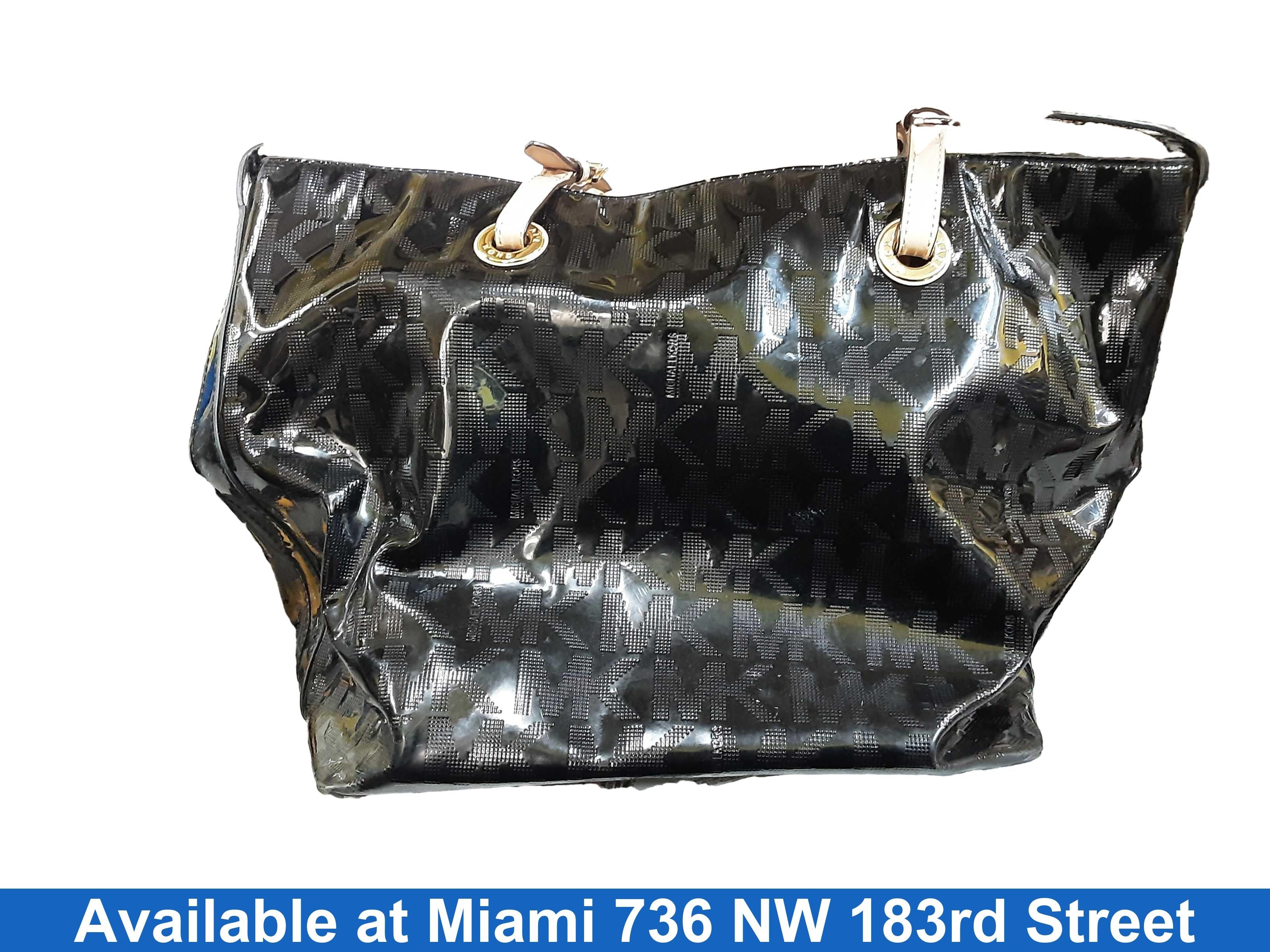 Michael Kors 38s1xttt42 Black Purse / Handbag
