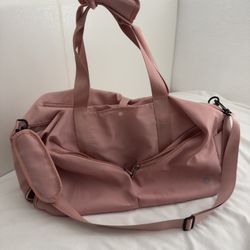 Pink 20" Gym Bag