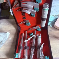 Respiratory therapy Intubation kit