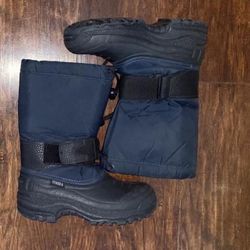 Kids Snow Boots Size 2
