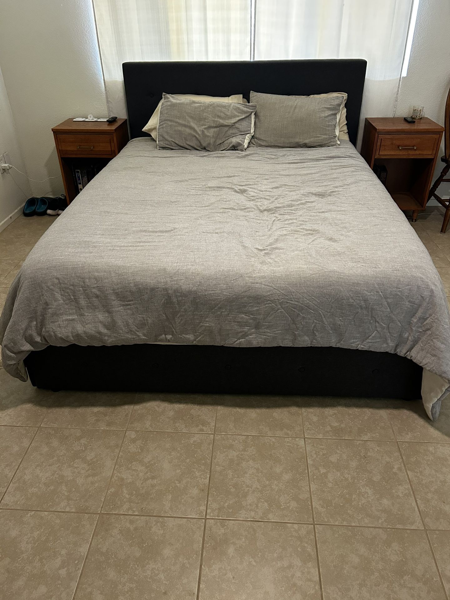 Upholstered Queen Bed Frame with Storage 