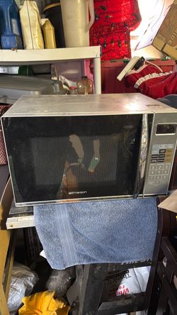 Emerson Countertop Microwave Oven