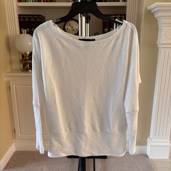 WHBM Women’s white ribbed knit sweater with a boat neck and dolman sleeve SMALL