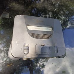 Nintendo 64 with jumper pak