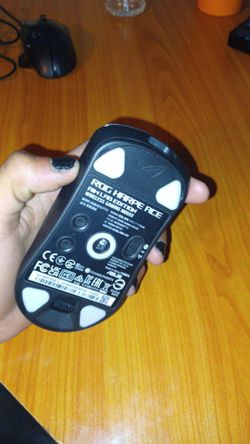 ASUS ROG Harpe Ace Aim Lab Edition Gaming Mouse (Like New)
