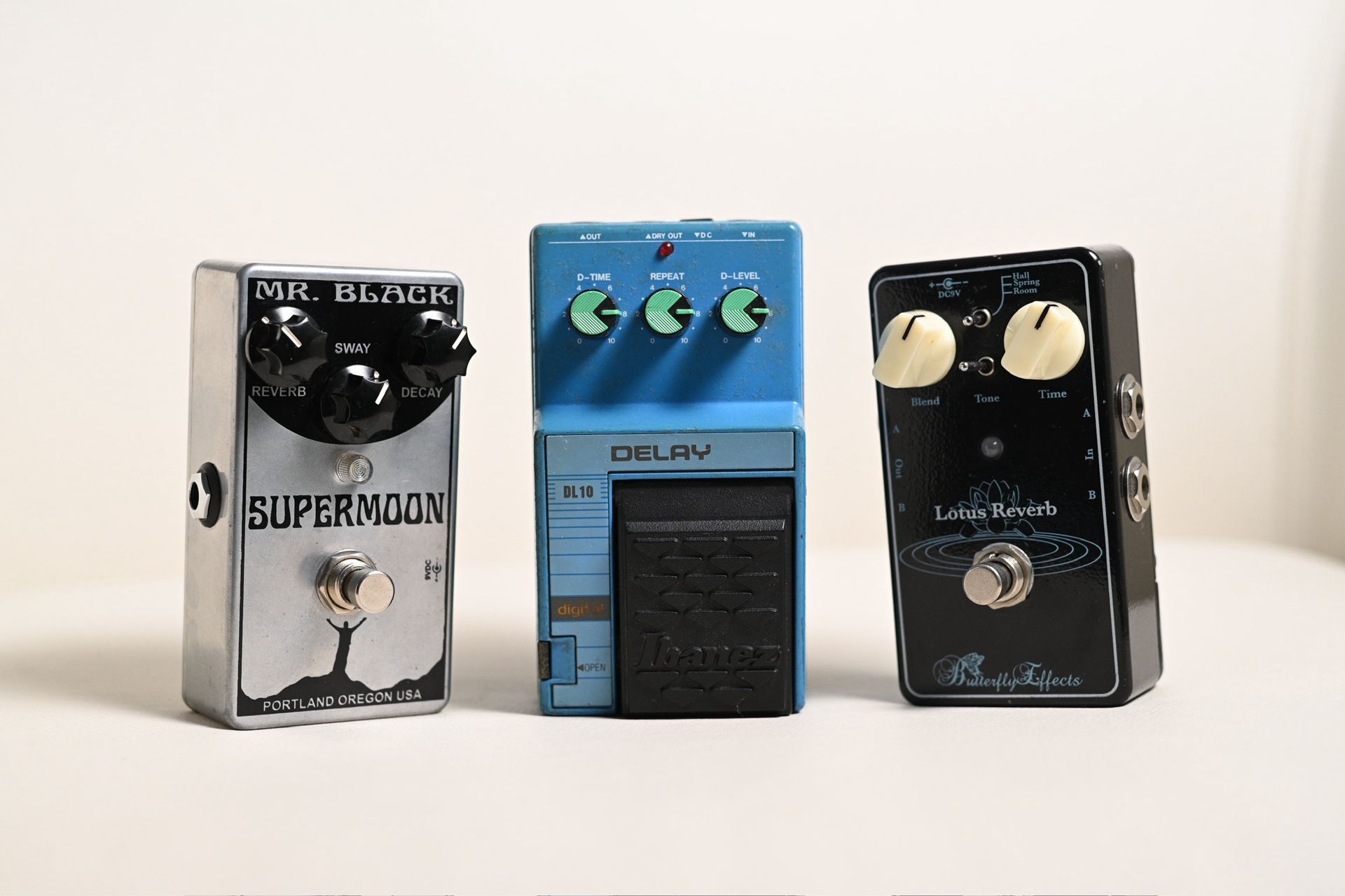 Guitar Pedals: Delay & Reverb