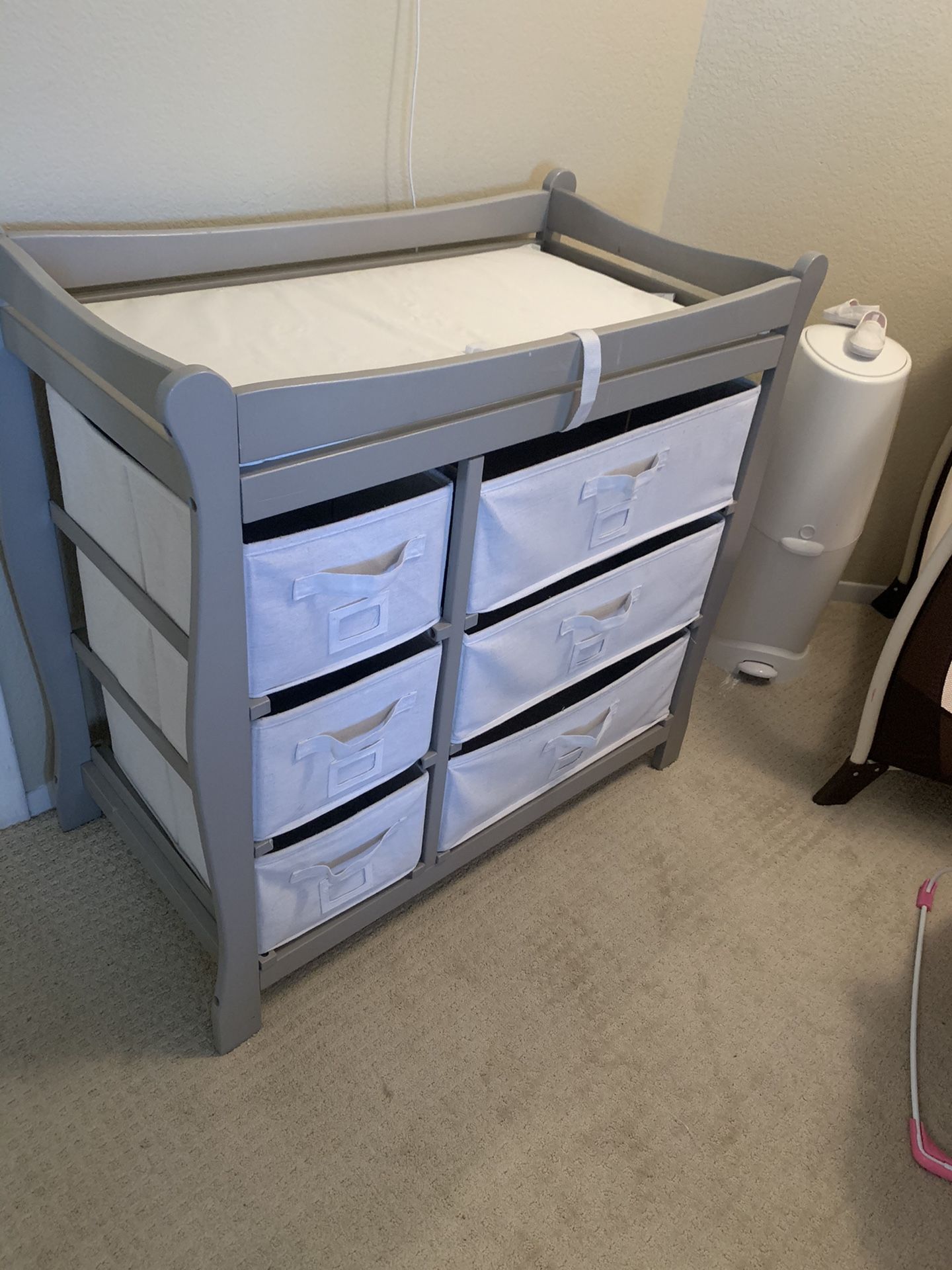 Baby changing table and storage