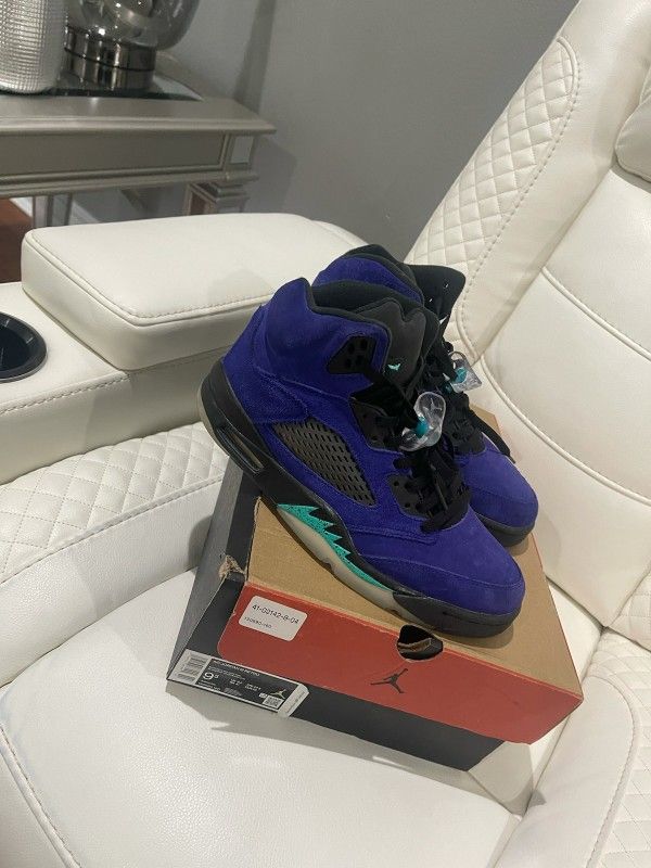 Jordan Retro 5 Grape