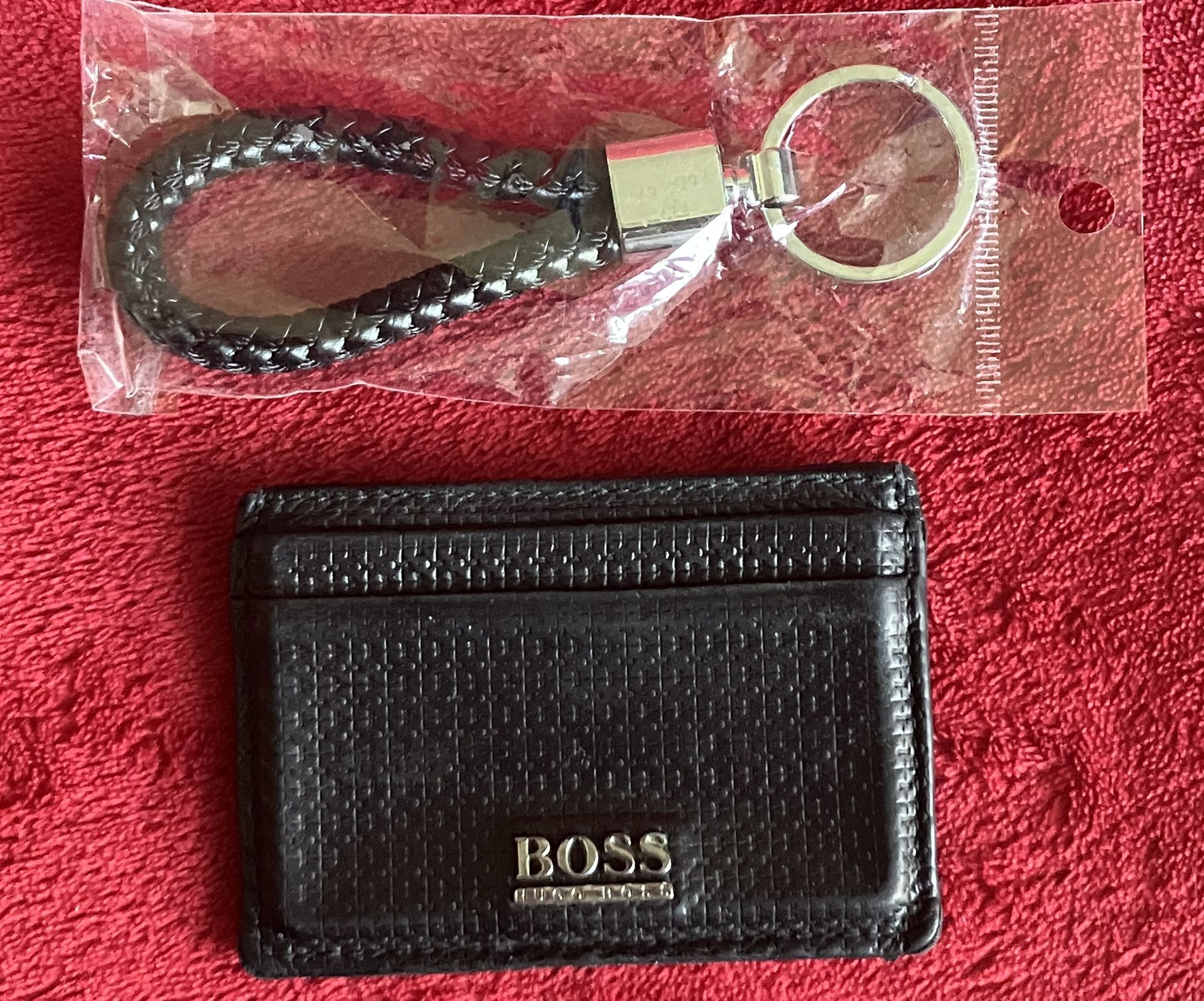HUGO BOSS BLACK LEATHER CREDIT CARD ID HOLDER WALLET ( Used ) + FREE NEW KEY CHAIN