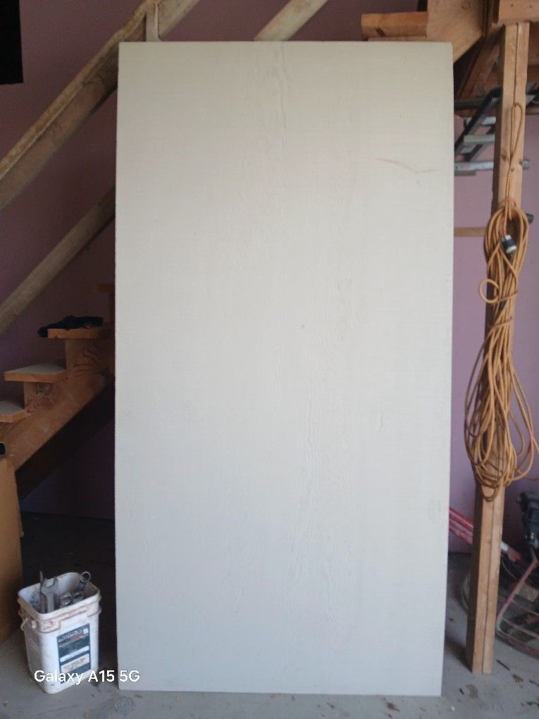 12 SHEETS 4' X 8' X 1/4" CEDAR VANEER SOFFIT PLYWOOD. $200.00 FOR ALL.