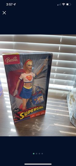 Supergirl  Barbie 2003 NRFB