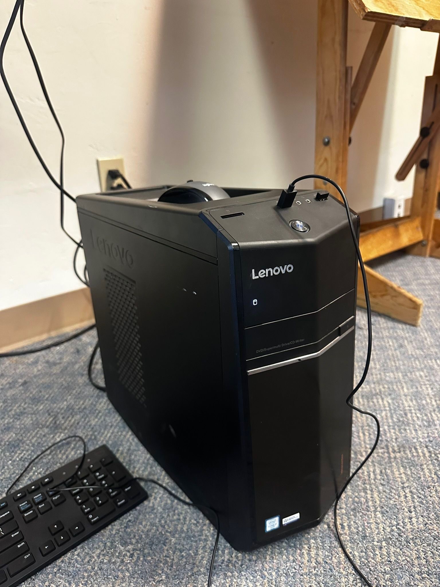 Like NEW Lenovo IdeaCentre 710-25ISH Desk Top Computer W Keyboard & Mouse *MAKEanOFFER*