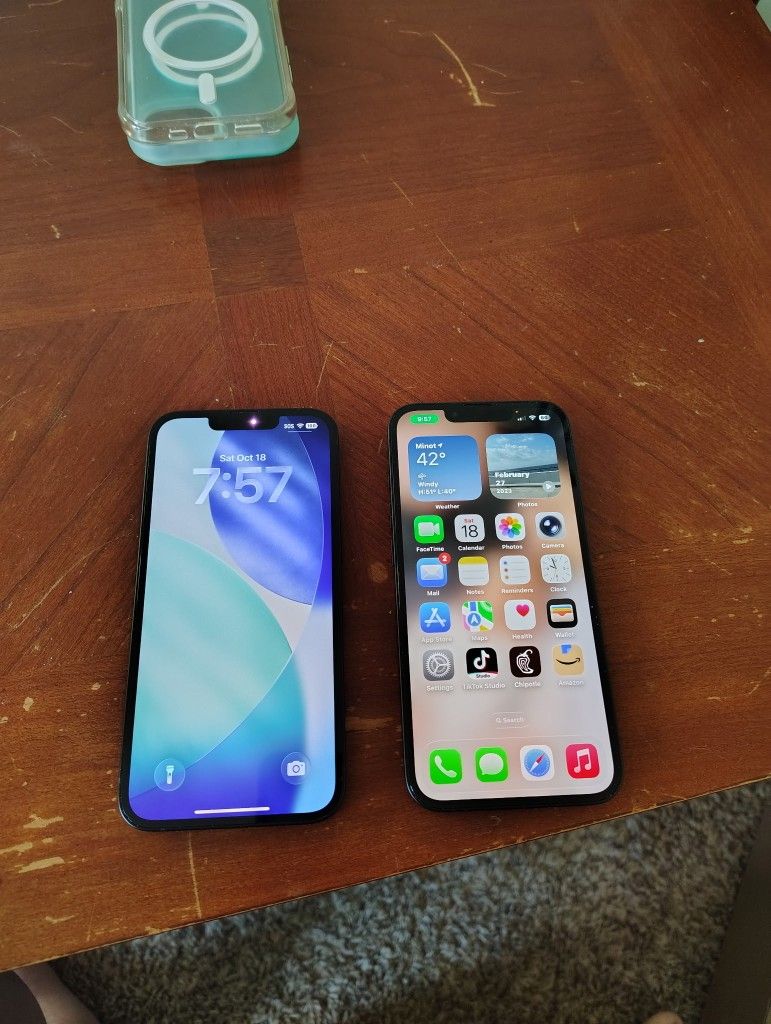 iPhone 16e