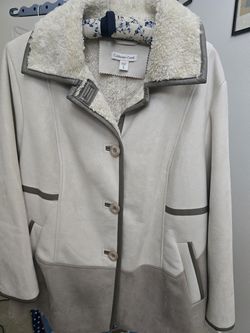 Womans Coat very soft XL
