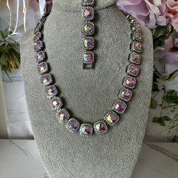 2 Pieces Necklace and bracelet