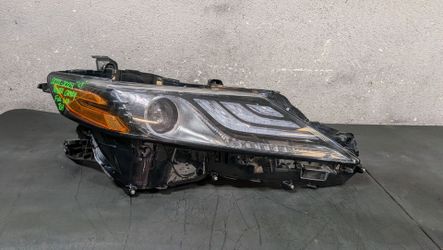 2021-2022-2023-2024 TOYOTA CAMRY RIGHT HEADLIGHT FULL LED OEM USED #10506