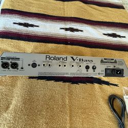 ROWLAND V- BASS EFFECTS PEDAL