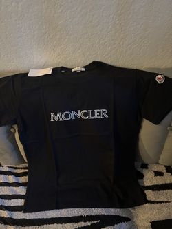 Moncler black t shirt L