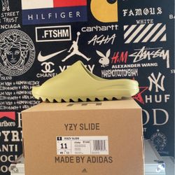 Yeezy Slide Resin Brand New 