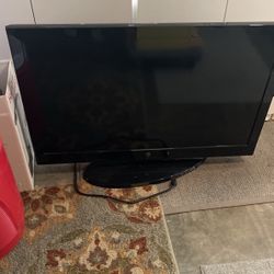 35 X 29 “ Color TV And Wall Rack