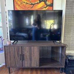Corner TV Stand / Media Console