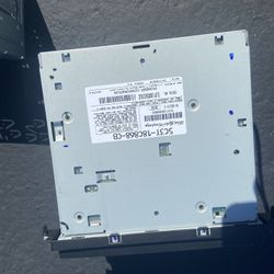 Original Ford digital radio for speakers like new condition